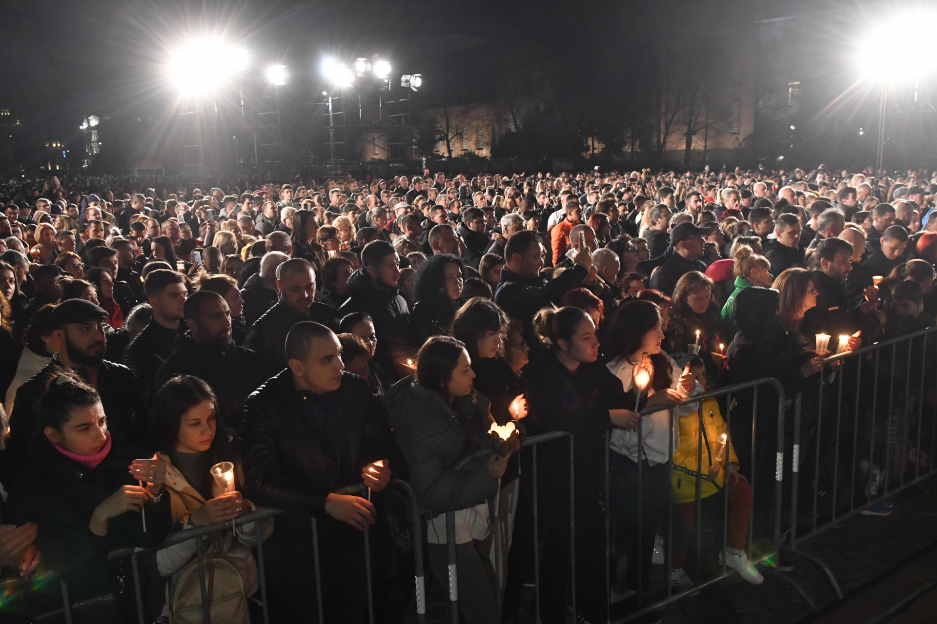 Как е правилно да отговорите, когато ви кажат "Христос воскресе!"