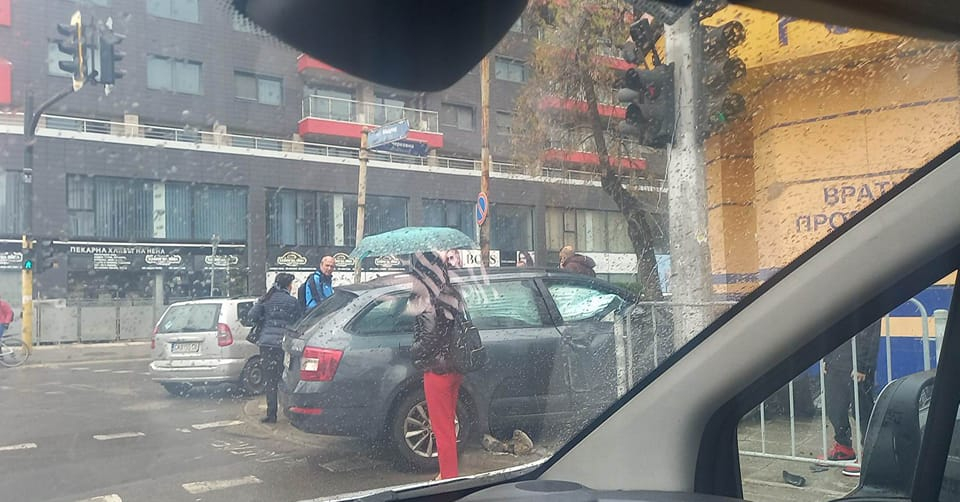 Първо в БЛИЦ! Ужас в центъра на София навръх втория ден на Великден СНИМКА
