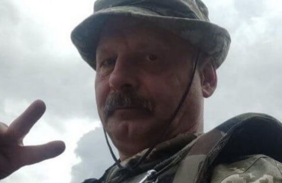 На фронта загина прочут украински депутат, който изхвърли на ръце Яценюк от Радата СНИМКИ