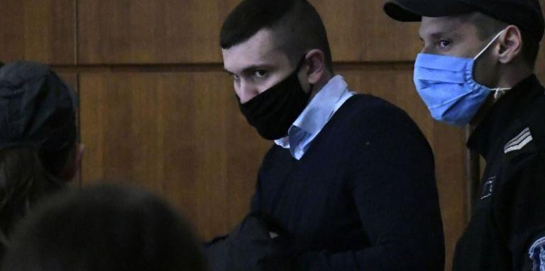 Проф. Карапетков с неизвестни детайли за убийството на двете момичета и Семерджиев, очаква се да... 