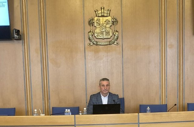 СОС избра нов кмет на "Красно село" след изгонването на скандалната кметица от ДБ Росина Станиславова