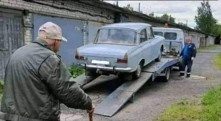 История за пенсионер и стария му "Москвич" разплака България