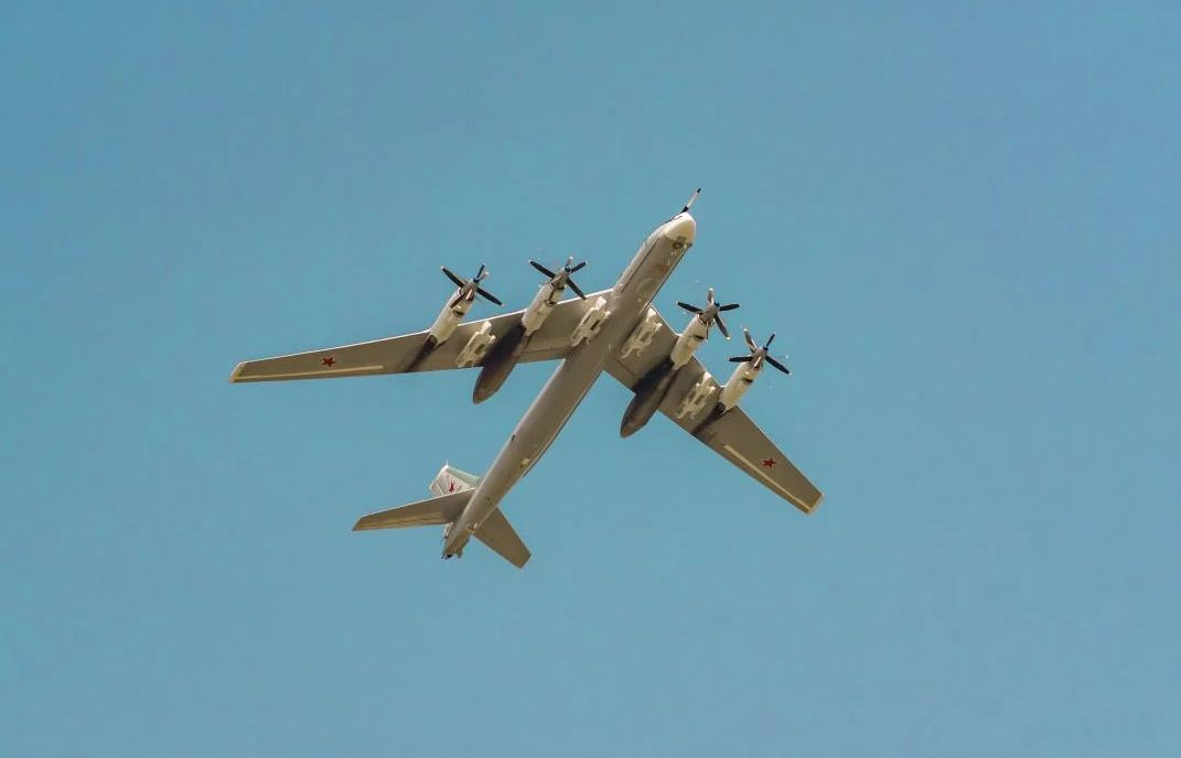 Ужас без край! Сирени вият в цяла Украйна, ракетоносците Ту-95 МС отново са в небето КАРТА