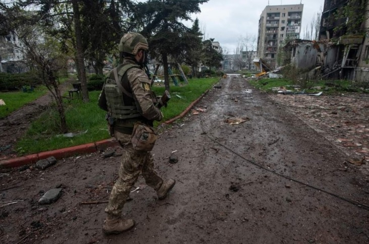 Военните от 93-та бригада на ВСУ показаха как изглежда Бахмут сега СНИМКИ