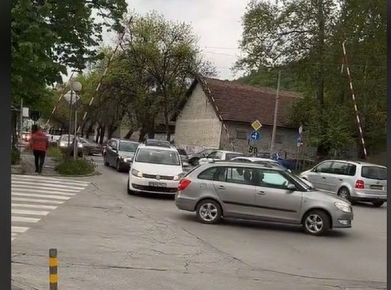 Това е най-абсурдното място в България ВИДЕО