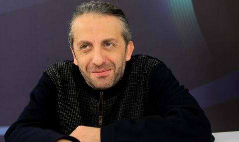 Дарин Ангелов скача на бой в казармата, а Куркински - потенциален убиец заради... ВИДЕО