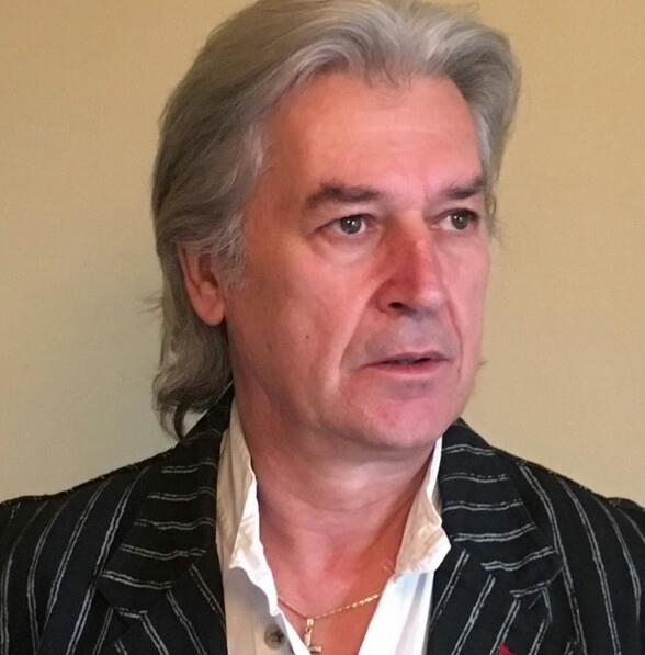 Тенорът Антонио Паторозиев: Погледът на Ален Делон е като стомана, пробива те!