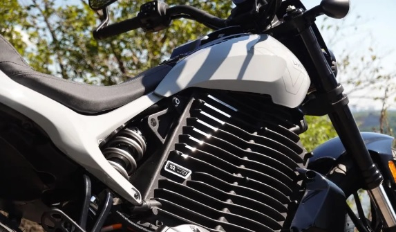 Harley-Davidson пуска на пазара бърз и достъпен ел. мотоциклет СНИМКИ