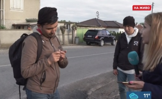 Роден ТВ екип задържа мигранти, пази ги до пристигането на полицията ВИДЕО