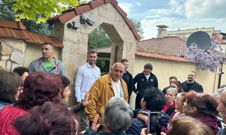 Пенсионерки от Северозапада окупираха дома на Борисов 
