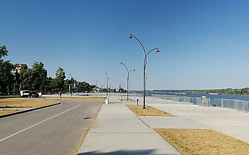 Русенка се натъкна на нещо кошмарно край кея СНИМКИ 