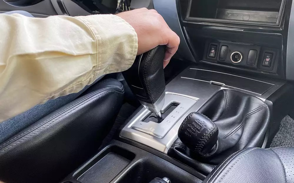 Експерт каза кога е по-добре да сте с механична скоростна кутия, отколкото с автомат