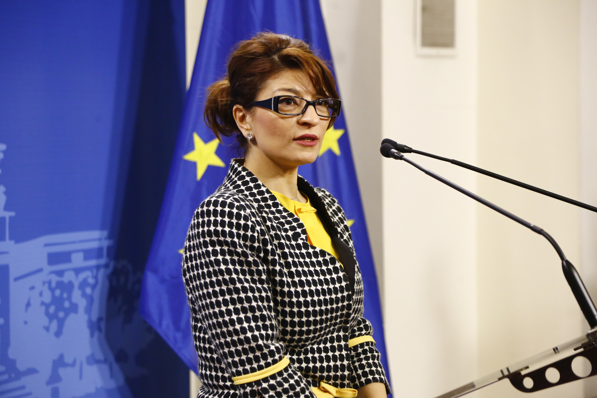 Деси Атанасова каза защо ГЕРБ са склонили да влязат в правителство с ПП 