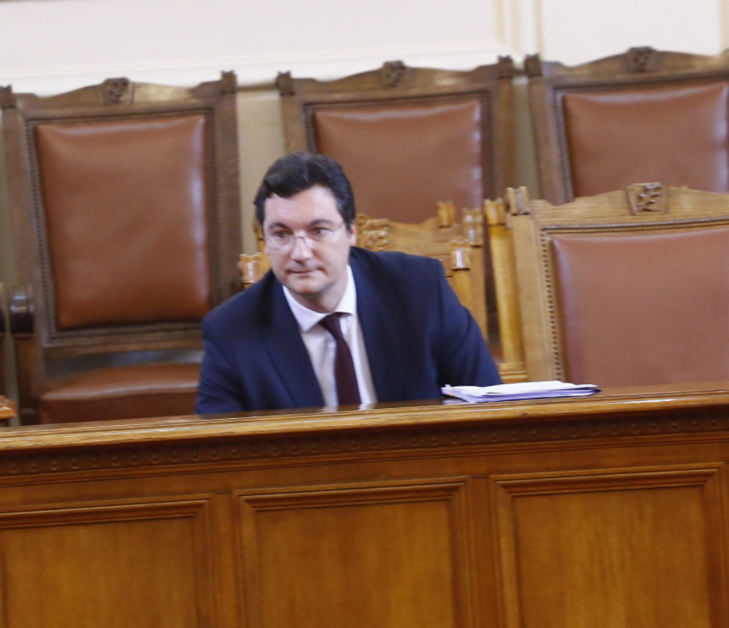 Безпрецедентна ситуация: Зарков с нови разкрития около охраната на Сарафов БЛИЦ TV