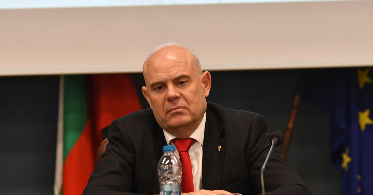 Прокурори от Апелативна прокуратура-София скочиха срещу предсрочното освобождаване на Гешев