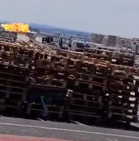 Зрелищен инцидент с изтребител F-18 край Сарагоса ВИДЕО  