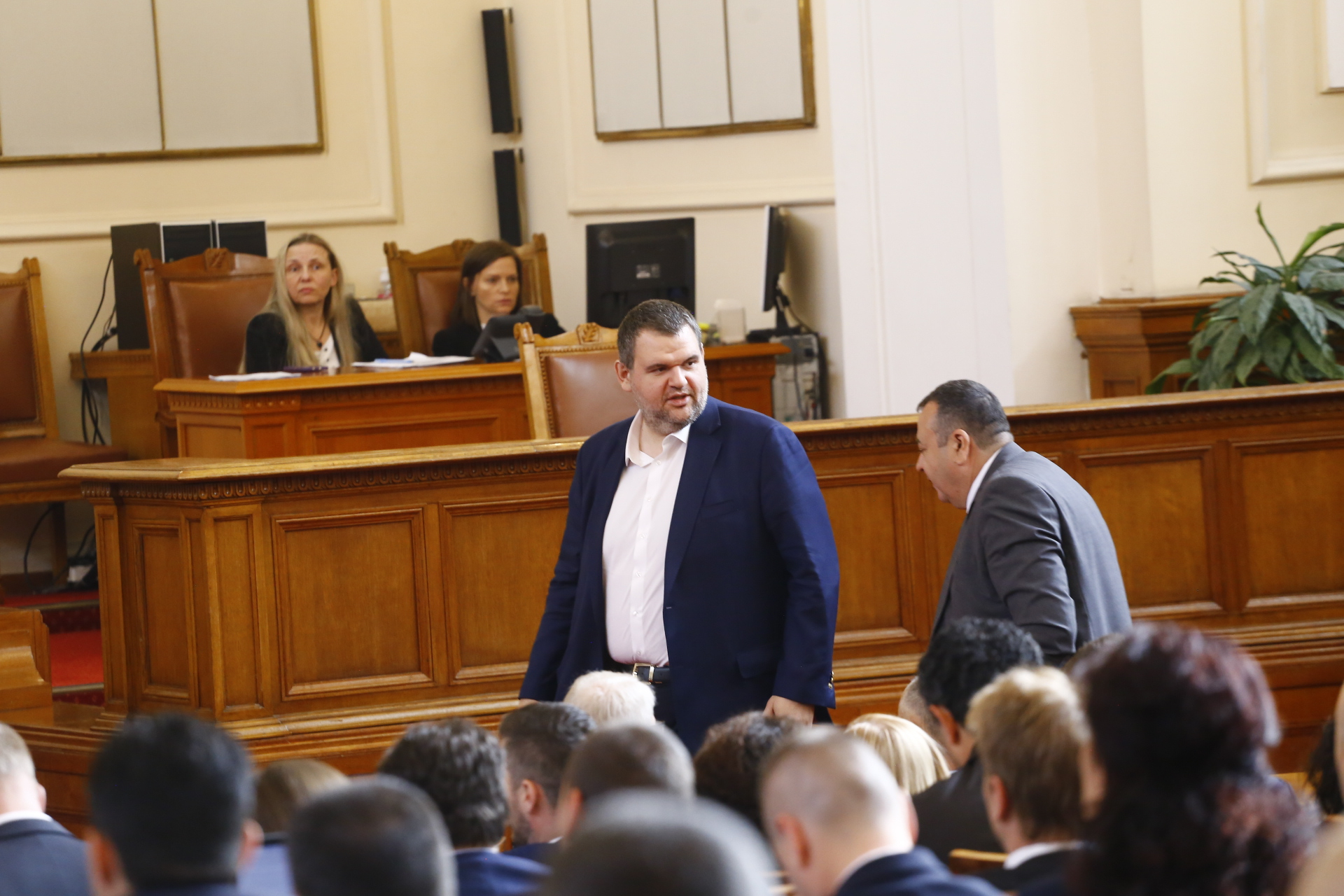 С Пеевски сме на една вълна - призна Ивайло Мирчев ВИДЕО