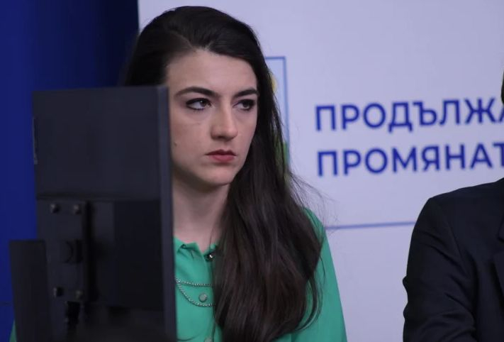 Лена Бориславова неохотно призна за инструкциите от чуждите посолства