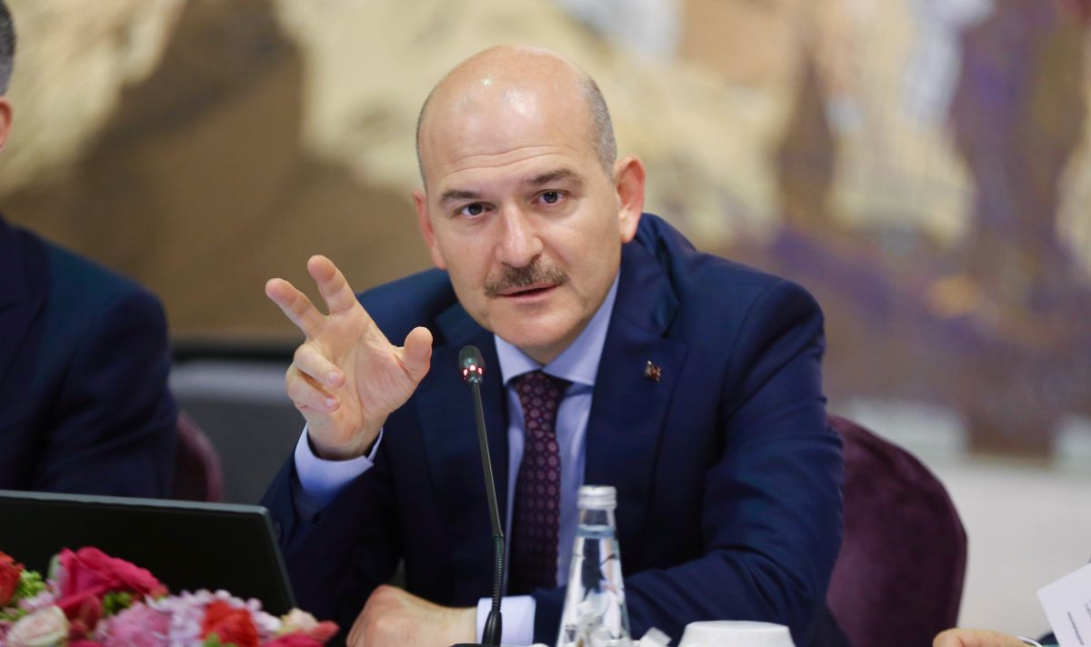 Сюлейман Сойлу: Всеки, който подкрепя проамерикански политики в Турция е национален предател