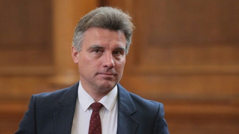 Проф. Иво Христов: Отвъдокеанските ни "партньори" сглобиха проукраински кабинет, който да ни хвърли във войната