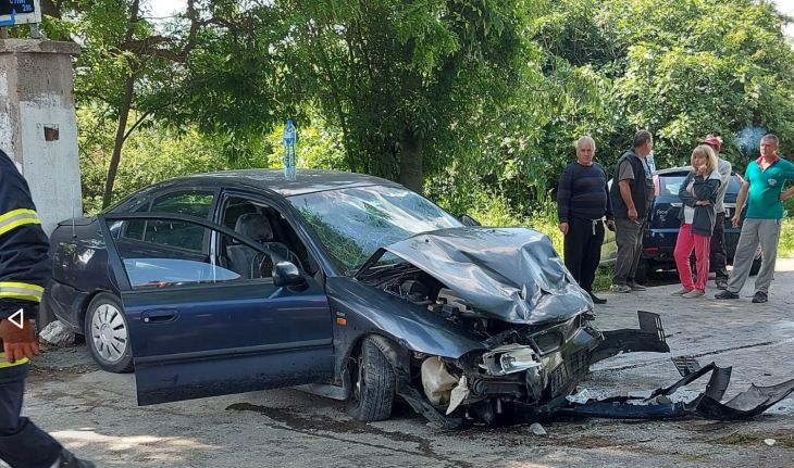 Огласиха какво е правела в колата ковчег издъхналата народна певица