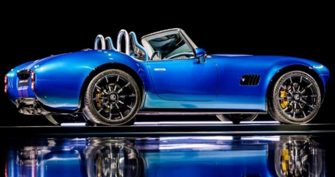 Легендата се завръща: Показаха новата AC Cobra СНИМКИ