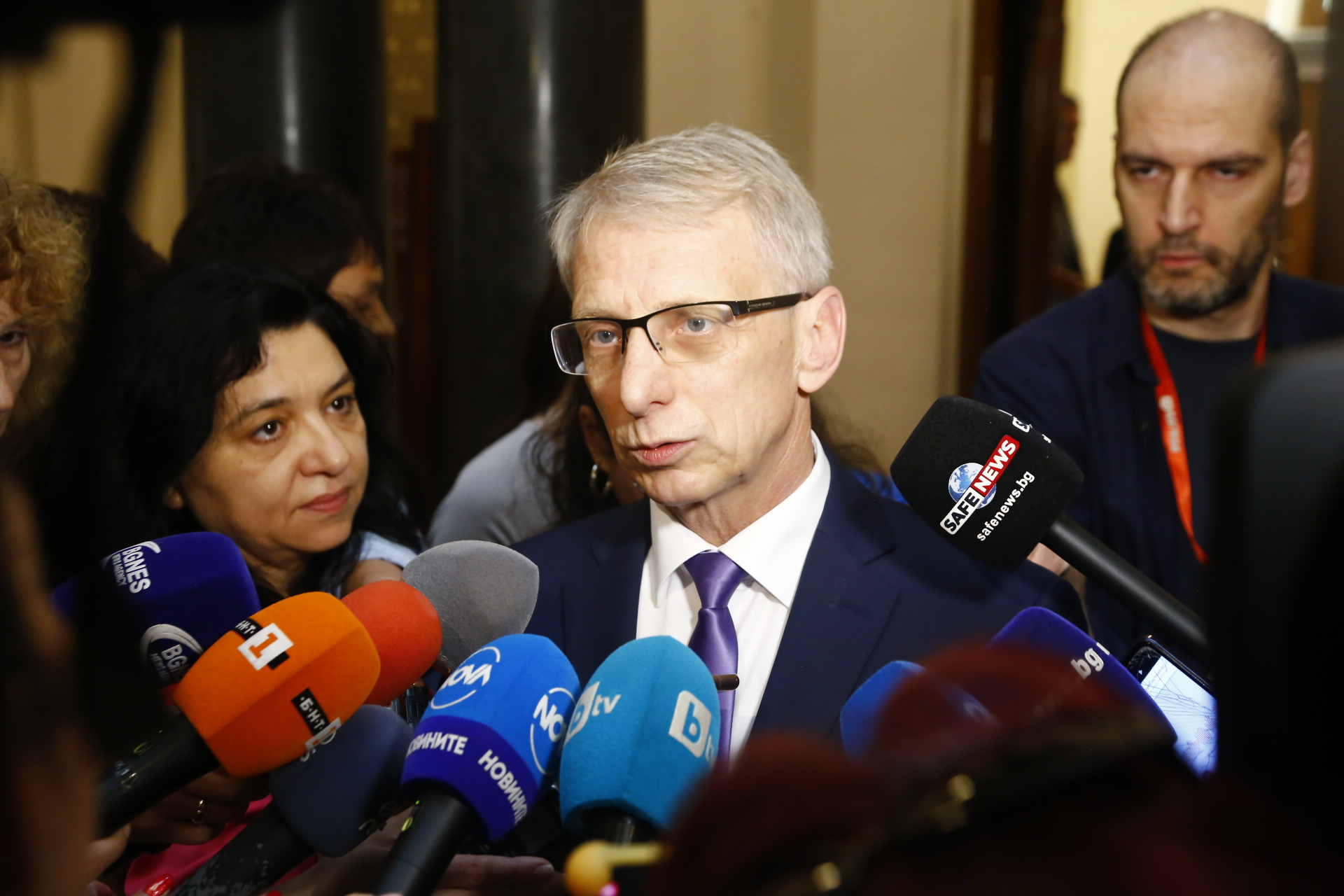 Акад. Денков с последни новини за кабинета и взривяващи думи за ГЕРБ