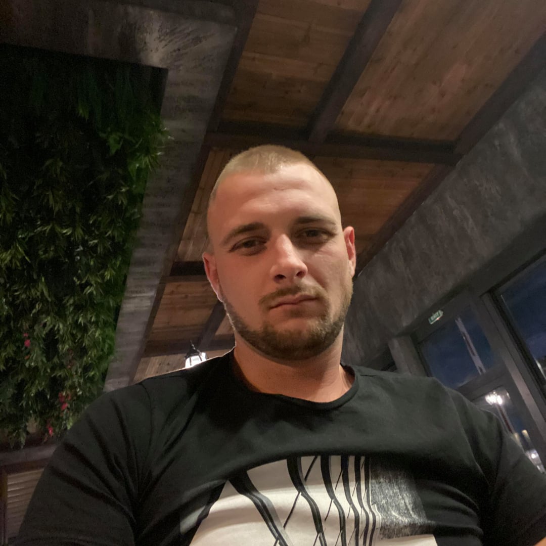 Неописуема трагедия с 18-г. абитуриентка и приятеля й потопи в скръб Първомай СНИМКИ 
