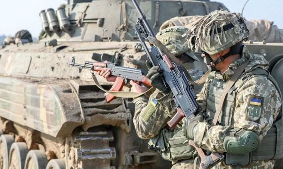 Три версии за липсата на обещаното контранастъпление на ВСУ