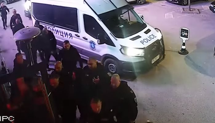 Извънредна новина от МВР след "голия" обиск в пловдивска дискотека 