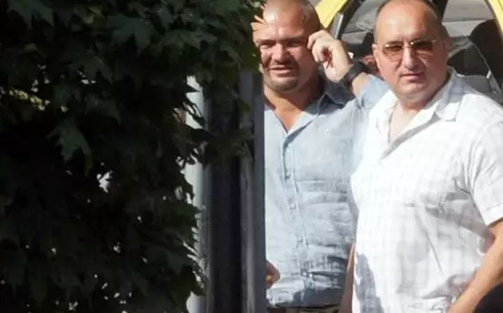 Докато Интерпол ги издирва, Братя Галеви дали 30 бона в плик на...
