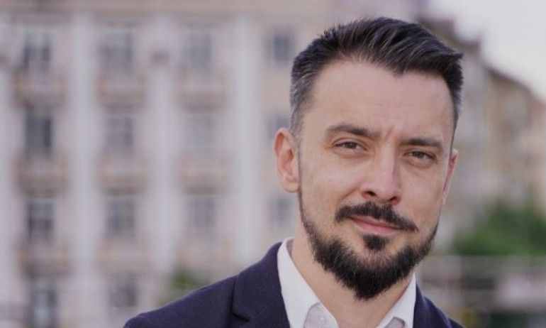 Шкварек към умнокрасивите: Няма кауза, която да не предадете!