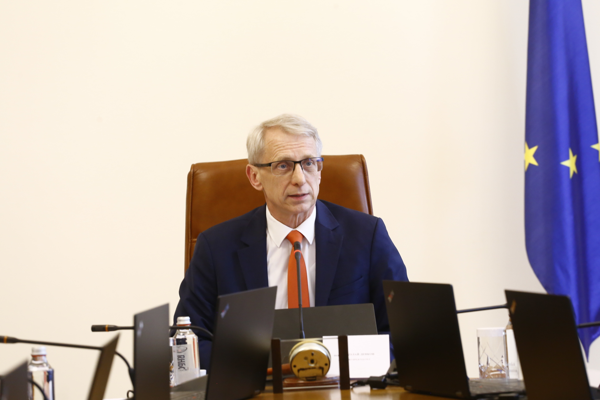 Денков издаде спешна наредба