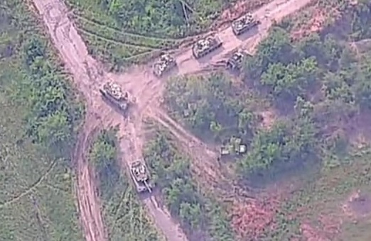 ВСУ са изоставили най-малко три танка Leopard 2A4 в „сивата зона“ СНИМКИ