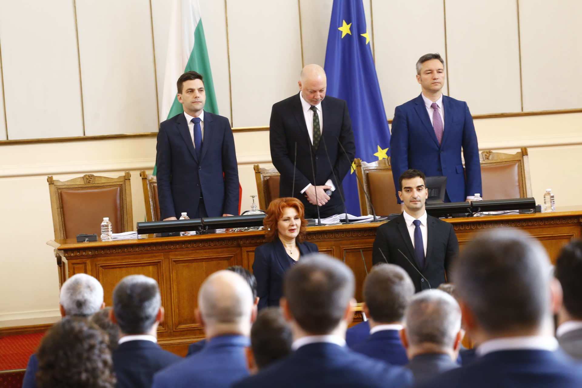 Двама нови депутати положиха клетва в НС