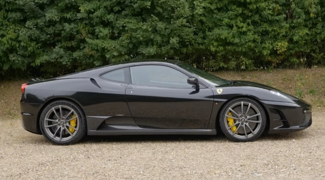 Цената за ремонт на суперавтомобил Ferrari втора употреба шокира собственика ВИДЕО