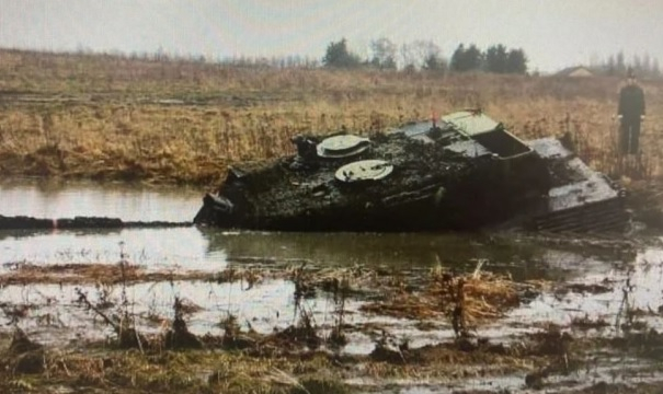 The Telegraph: Тежките западни танкове заседнаха в калта по време на контранастъплението на ВСУ