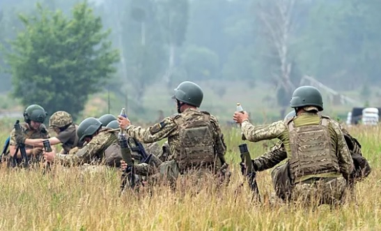 Залужни рязко промени тактиката на ВСУ след лошото начало на контранастъплението
