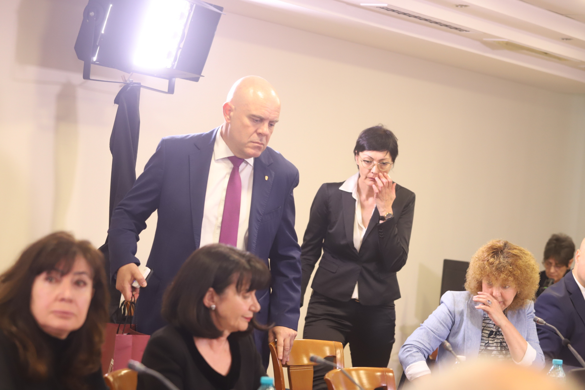 Проф. Киров разясни има ли варианти, с които Гешев да обжалва освобождаването си