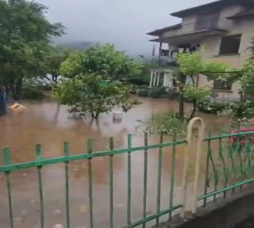 Апокалипсис в тези части на България! Всичко е под вода ВИДЕО