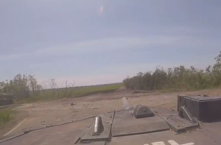 Зрелищно ВИДЕО: Украински Leopard 2 стреля по руски цели