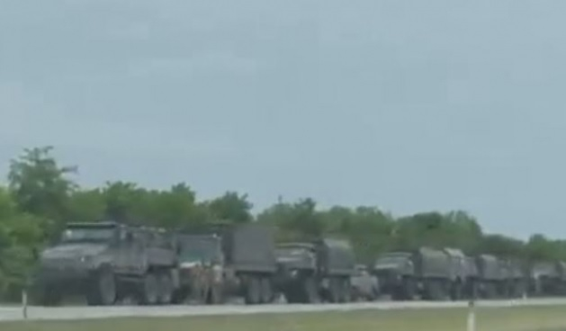 ВИДЕО от войната: Огромна колона от спецсилите "Ахмат" е пристигнала в Белгородска област