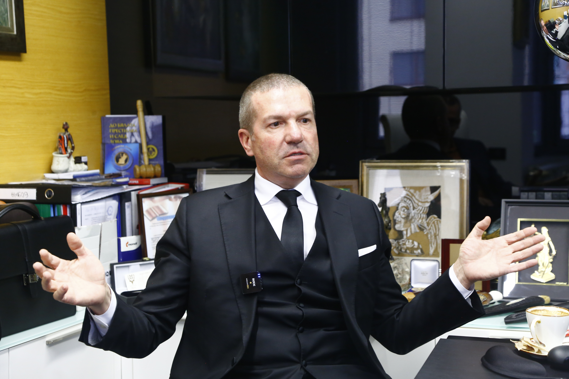 Ексклузивно! Адвокат Менко Менков разкри пред БЛИЦ цялата истина за "Барселонагейт"!