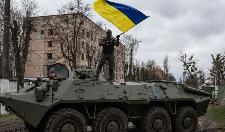 Киев отчете първи резултати от началото на контраофанзивата, Москва не признава украинския напредък