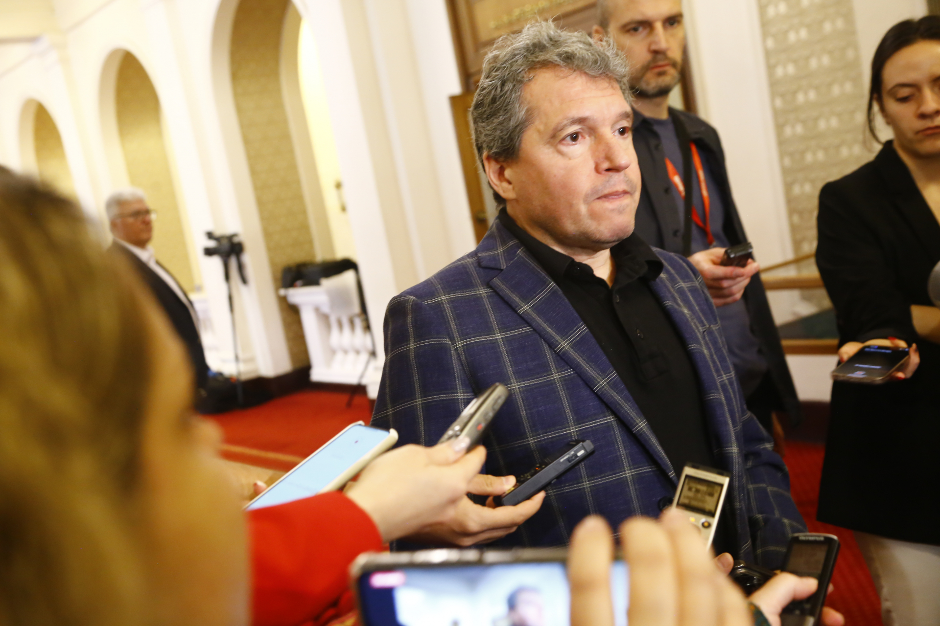 Тошко Йорданов завъртя голяма интрига покрай вота на недоверие