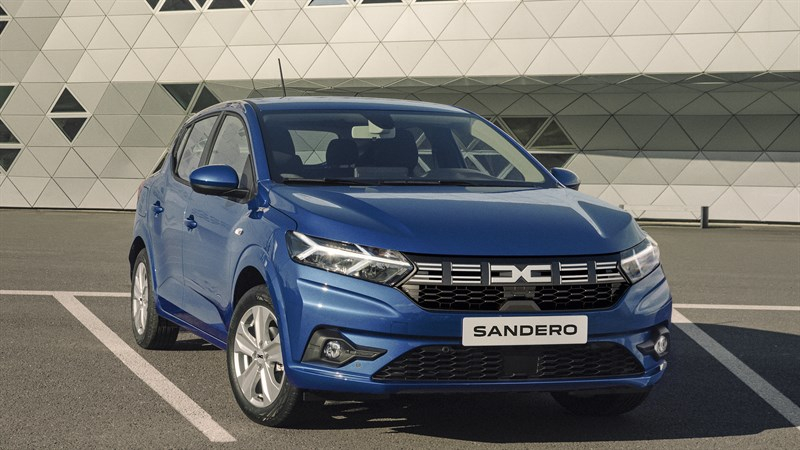 Всички фенове на Dacia Sandero са във възторг от тази новина за следващото ѝ поколение