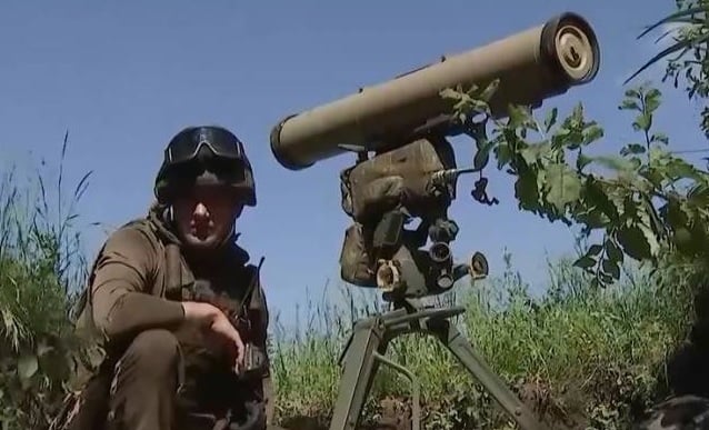Military Watch: Западните танкове се оказаха безпомощни пред ПТРК "Корнет"