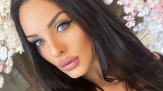 Симона Загорова се изфука с фатално секси СНИМКИ 18+, но я попариха