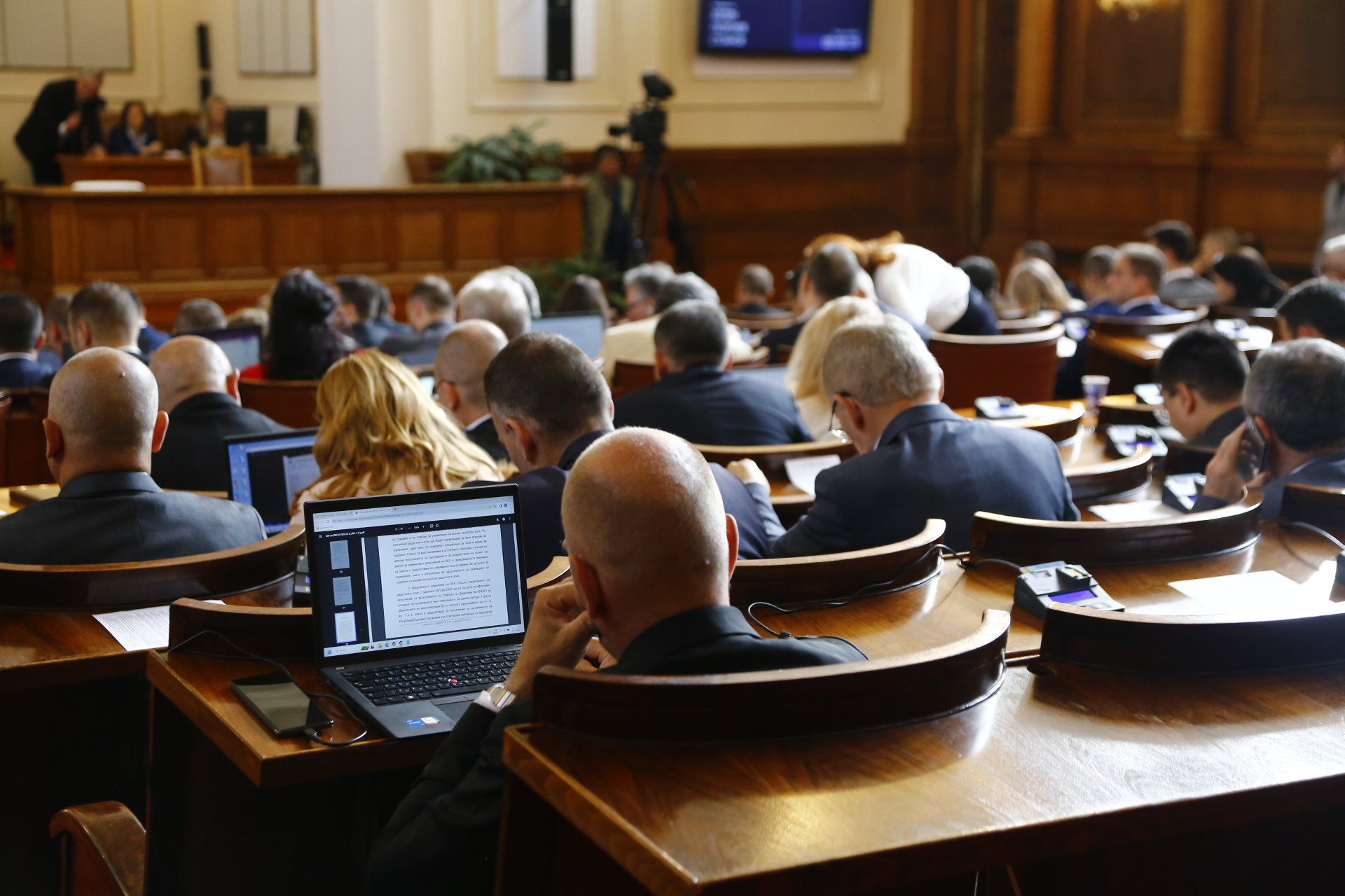 След първата сесия на 49-ия парламент: Какво свърши НС?