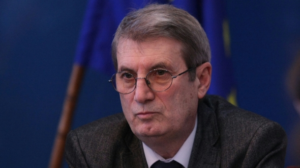 Новият здравен министър с радикална забрана в здравеопазването 